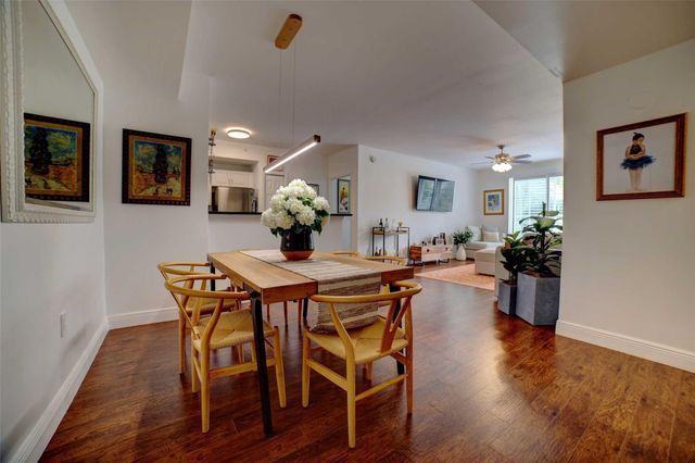 720 S Sapodilla Avenue 413, West Palm Beach, FL 33401