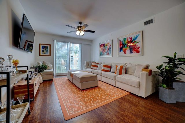 720 S Sapodilla Avenue 413, West Palm Beach, FL 33401