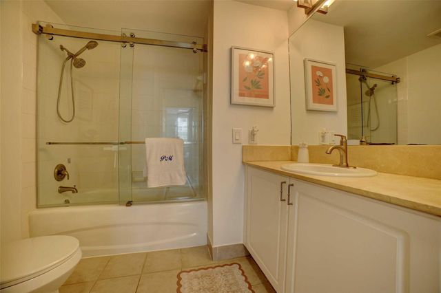 720 S Sapodilla Avenue 413, West Palm Beach, FL 33401