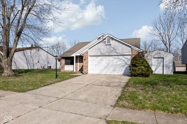 249 Meadow Glen Drive, Avon, IN 46123