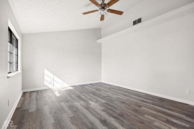249 Meadow Glen Drive, Avon, IN 46123