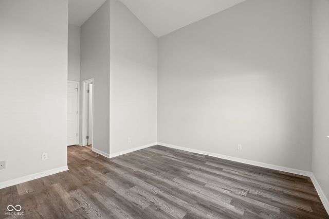 249 Meadow Glen Drive, Avon, IN 46123