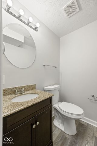 249 Meadow Glen Drive, Avon, IN 46123