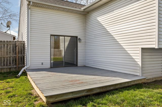 249 Meadow Glen Drive, Avon, IN 46123