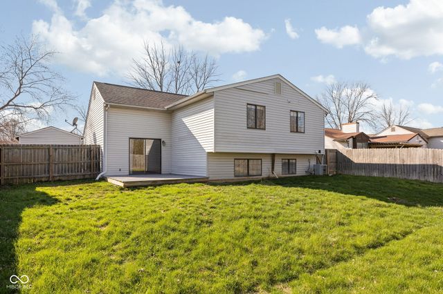 249 Meadow Glen Drive, Avon, IN 46123