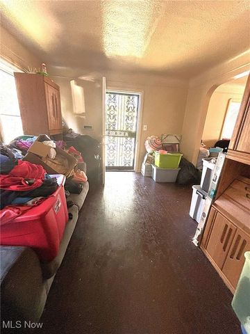 17604 Walden Avenue, Cleveland, OH 44128