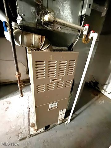 17604 Walden Avenue, Cleveland, OH 44128