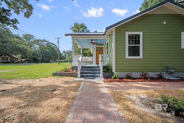 407 Armstrong Avenue, Bay Minette, AL 36507