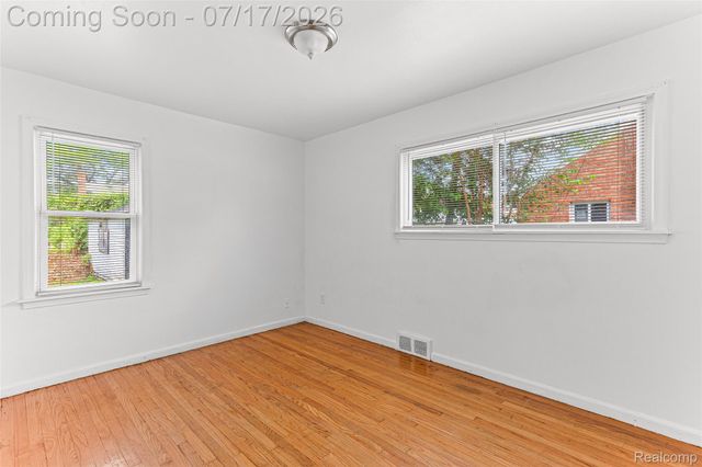 19789 PLAINVIEW Avenue, Detroit, MI 48219