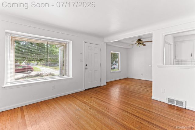 19789 PLAINVIEW Avenue, Detroit, MI 48219