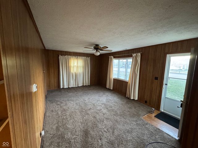 923 N East Street, Lebanon, IN 46052