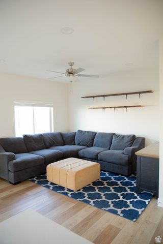 854 GLEN EAGLES CT, Tooele, UT 84074