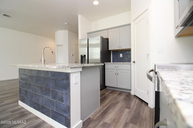 8164 E Cricket Song Trail, Tucson, AZ 85730