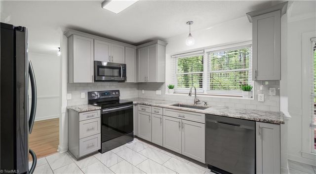 6 Spring Oak Court, Greensboro, NC 27410