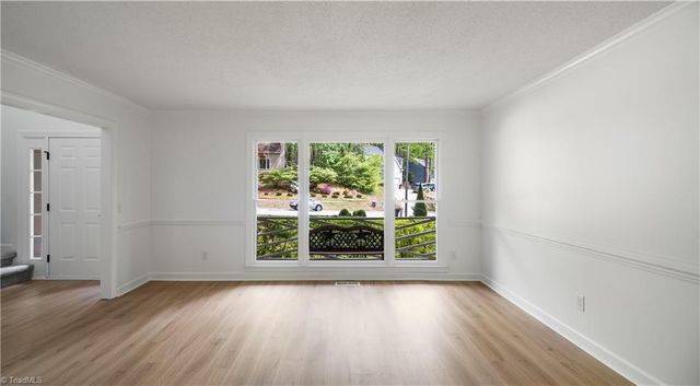 6 Spring Oak Court, Greensboro, NC 27410