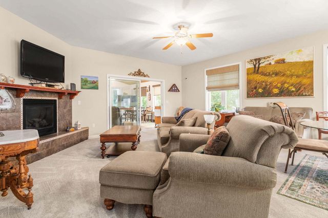 525 S Filbert Street, New Carlisle, IN 46552