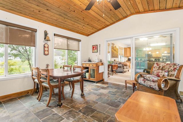 525 S Filbert Street, New Carlisle, IN 46552