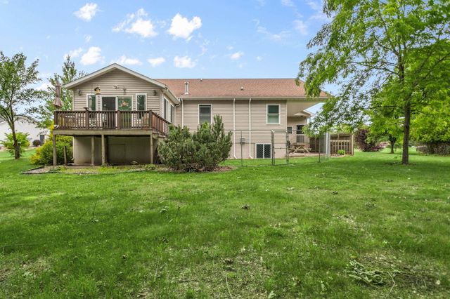 525 S Filbert Street, New Carlisle, IN 46552