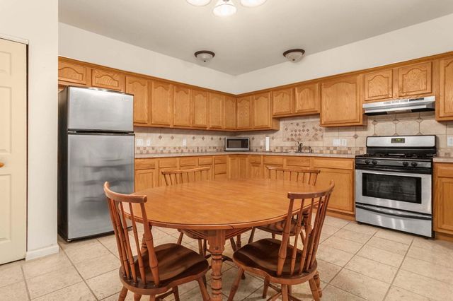 525 S Filbert Street, New Carlisle, IN 46552