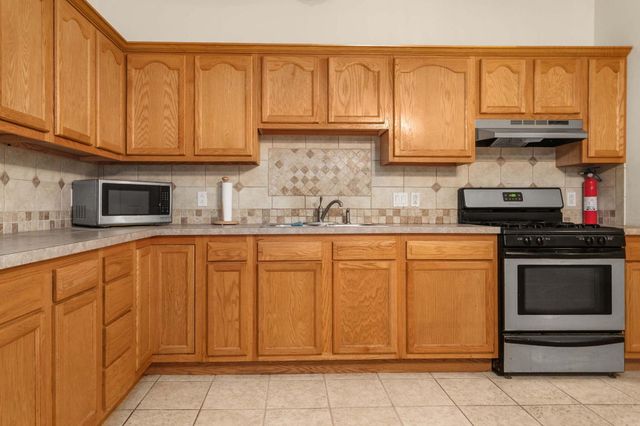 525 S Filbert Street, New Carlisle, IN 46552