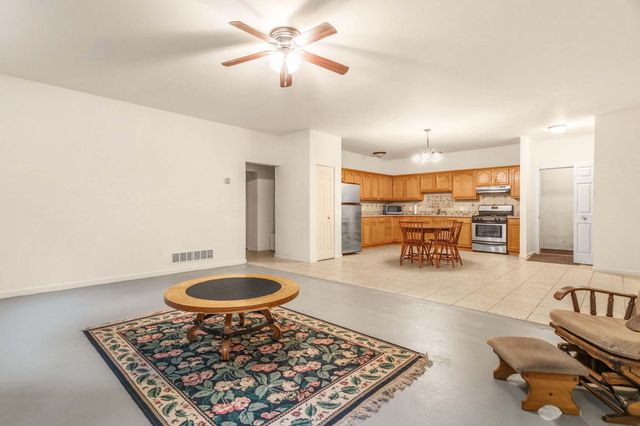 525 S Filbert Street, New Carlisle, IN 46552