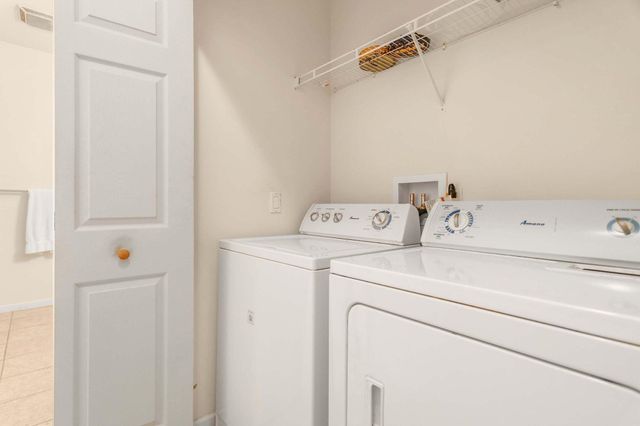 525 S Filbert Street, New Carlisle, IN 46552