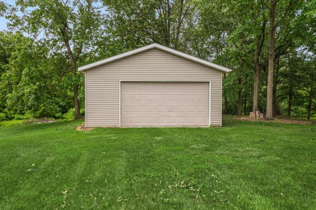 525 S Filbert Street, New Carlisle, IN 46552