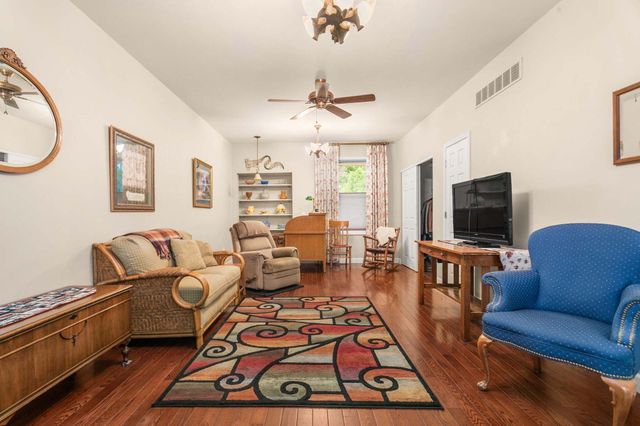 525 S Filbert Street, New Carlisle, IN 46552