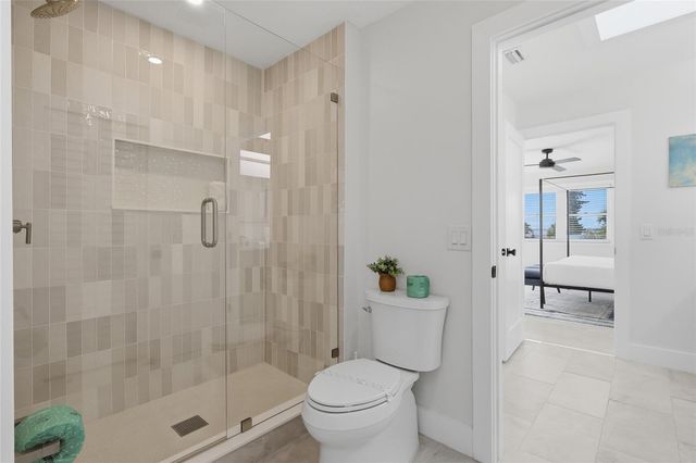 405 28TH STREET, Holmes Beach, FL 34217