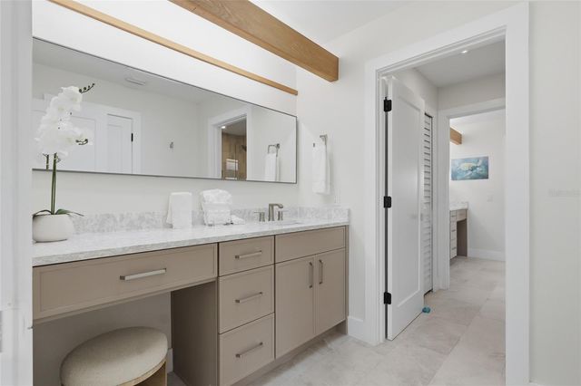405 28TH STREET, Holmes Beach, FL 34217