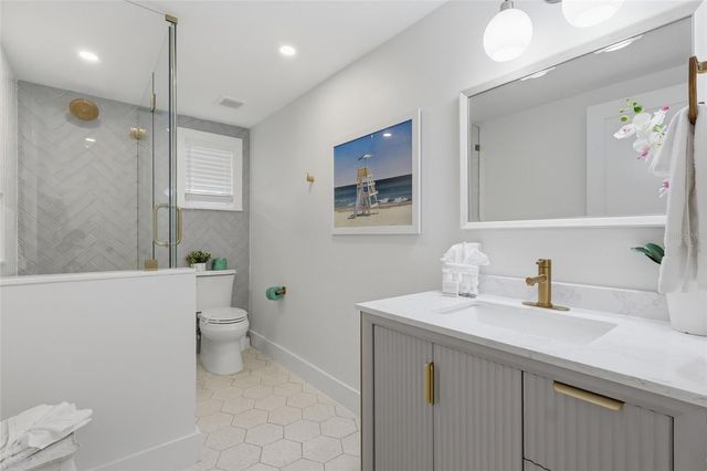 405 28TH STREET, Holmes Beach, FL 34217