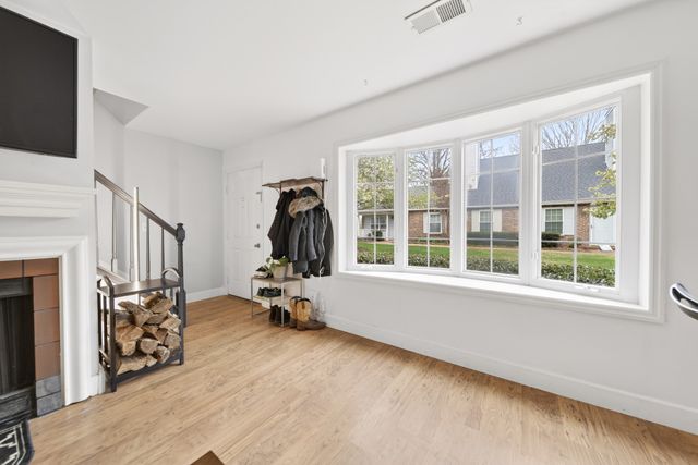 143 Cumberland Trce, Nashville, TN 37214