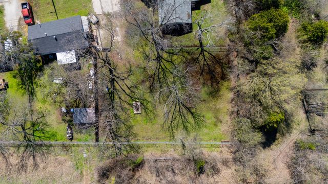 1609 N Brazos Avenue, Cleburne, TX 76031