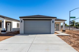 10607 N 81st Avenue, Peoria, AZ 85345