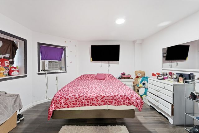 4333 W Dickens Avenue, Chicago, IL 60639