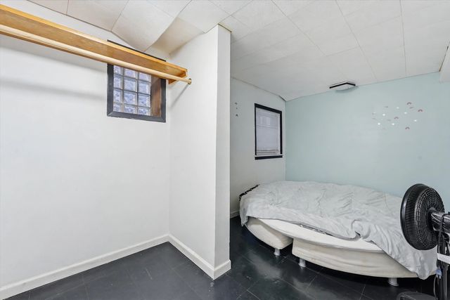 4333 W Dickens Avenue, Chicago, IL 60639