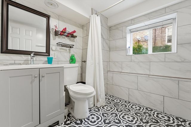 4333 W Dickens Avenue, Chicago, IL 60639