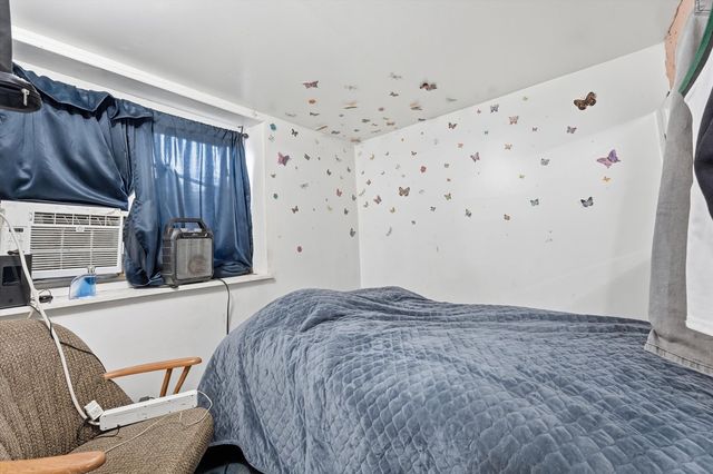 4333 W Dickens Avenue, Chicago, IL 60639
