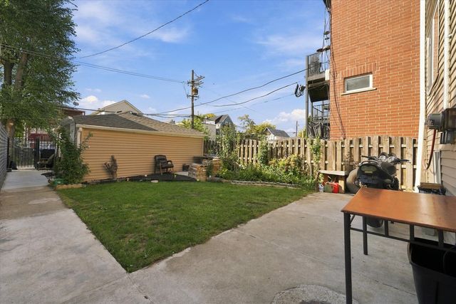 4333 W Dickens Avenue, Chicago, IL 60639
