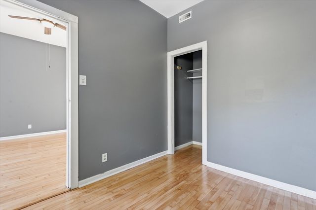 4333 W Dickens Avenue, Chicago, IL 60639