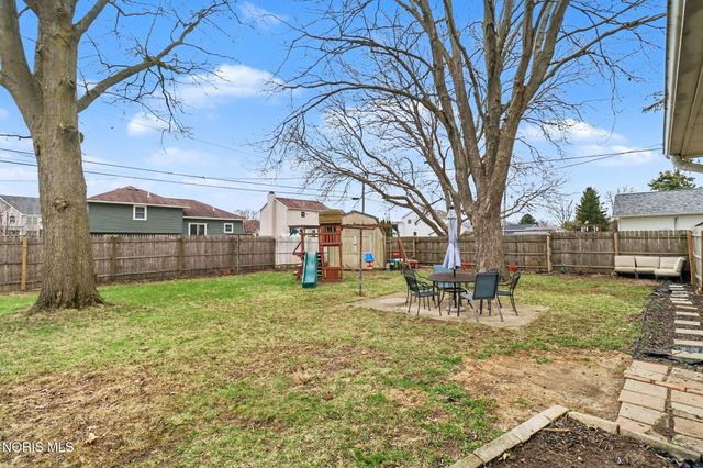 5835 Neill Avenue, Walbridge, OH 43465