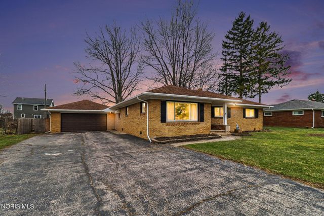 5835 Neill Avenue, Walbridge, OH 43465