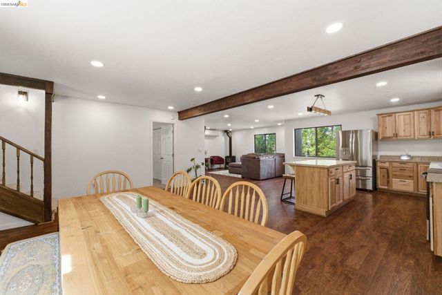 24159 Awahanee Rd, Sonora, CA 95370