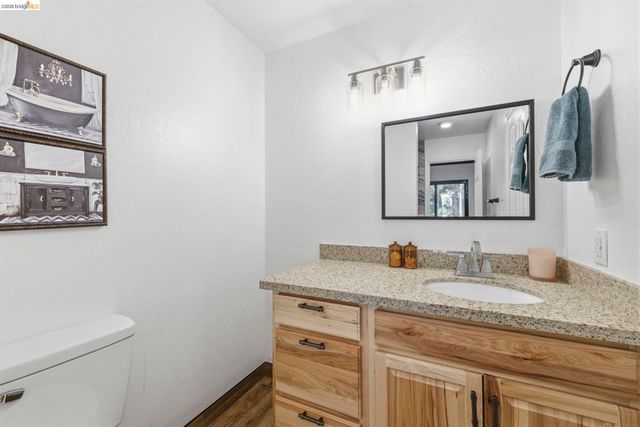 24159 Awahanee Rd, Sonora, CA 95370