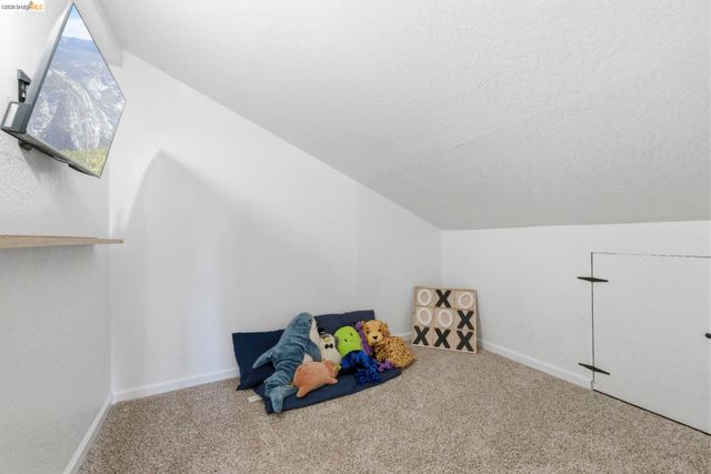 24159 Awahanee Rd, Sonora, CA 95370