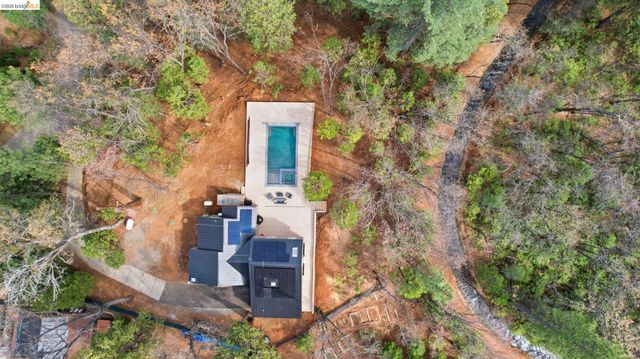 24159 Awahanee Rd, Sonora, CA 95370