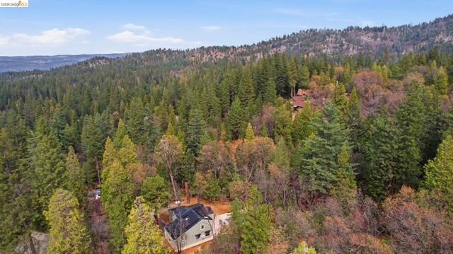 24159 Awahanee Rd, Sonora, CA 95370