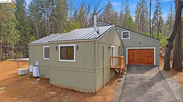 24159 Awahanee Rd, Sonora, CA 95370