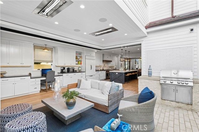 302 Orchid Avenue, Corona Del Mar (newport Beach), CA 92625