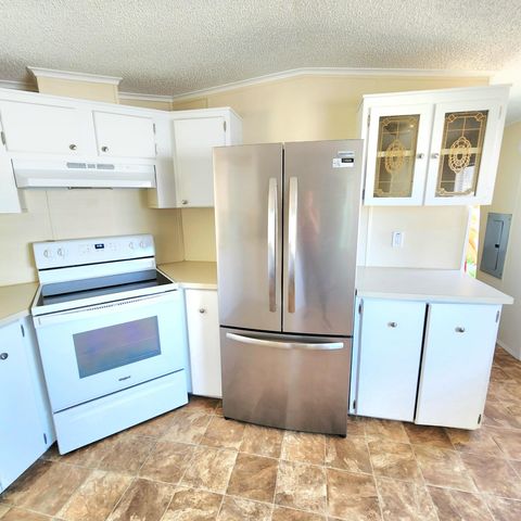 15 Alta Loma, Port St. Lucie, Port St Lucie, FL 34952